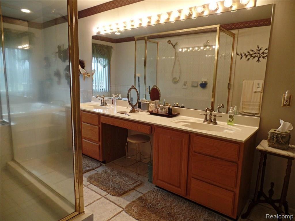 147 North Hayes Road Lapeer, MI 48446 - Photo 26 of 56 SAM_6730.JPG