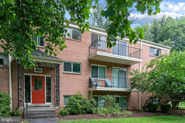 $239,000 | 10626 Weymouth Street, Unit 204, Bethesda, MD 20814