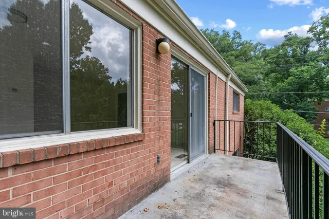 $239,000 | 10626 Weymouth Street, Unit 204, Bethesda, MD 20814