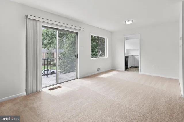 $239,000 | 10626 Weymouth Street, Unit 204, Bethesda, MD 20814