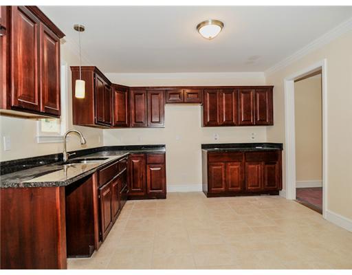 15 Rainbow Road Glocester, RI 02814 - Photo 4 of 19 Kitchen.