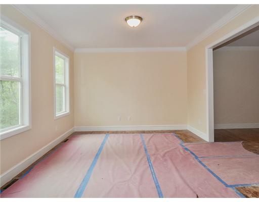 15 Rainbow Road Glocester, RI 02814 - Photo 10 of 19 Living Room.