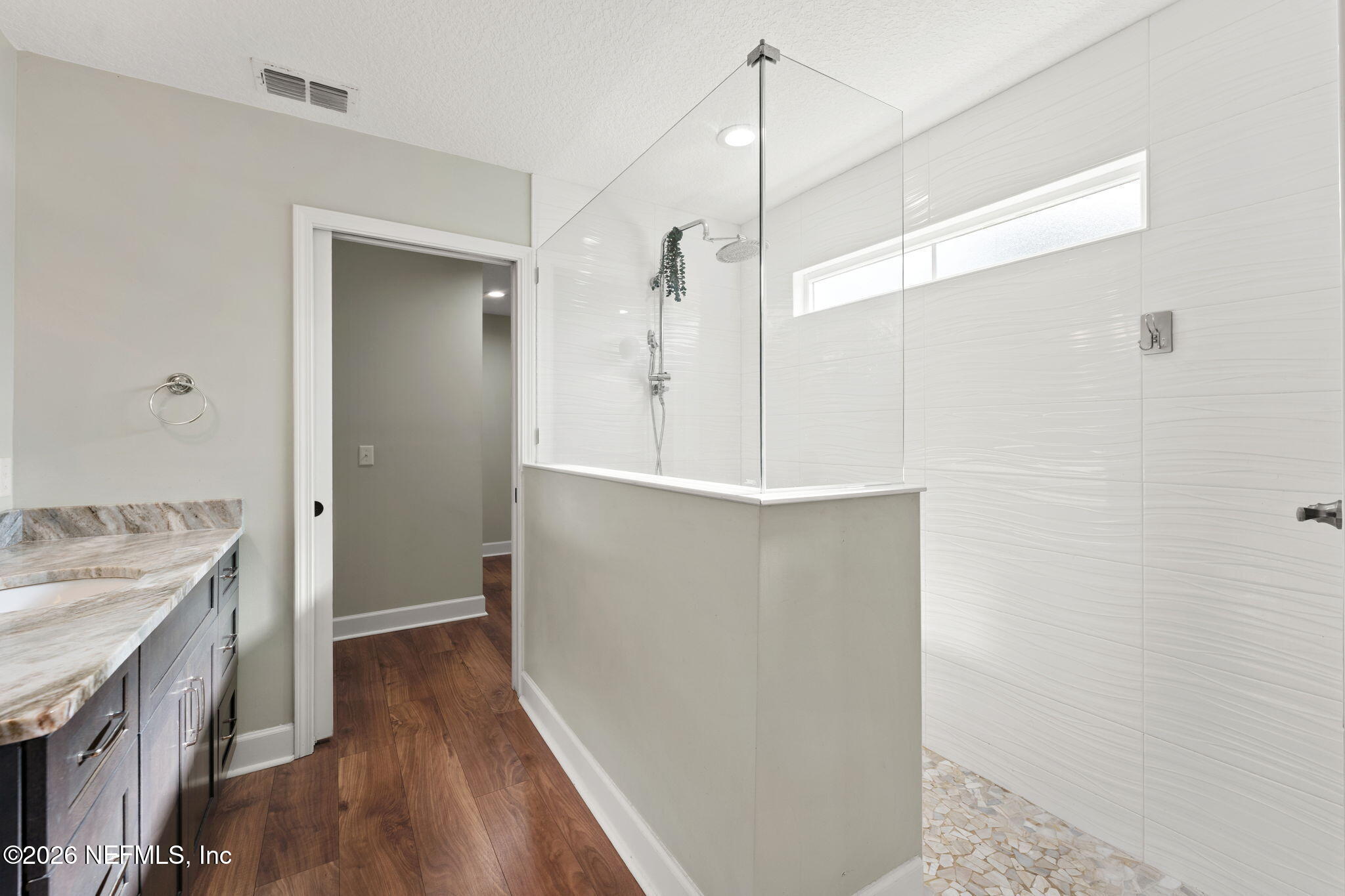 12903 Folsom Road Sanderson, FL 32087 - Photo 14 of 37 Owner Shower