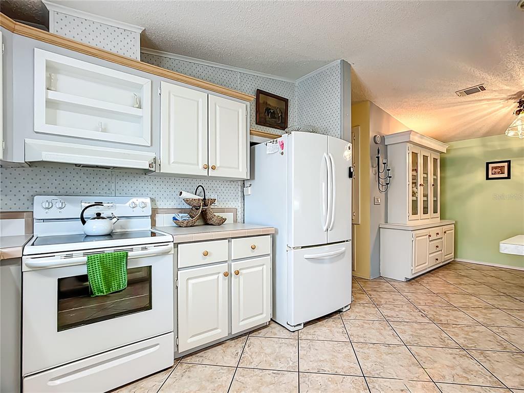 515 Village Boulevard Frostproof, FL 33843 - Photo 9 of 26