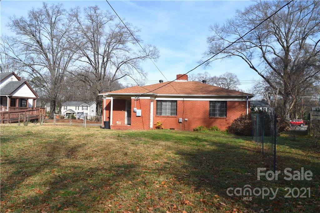 4912 Monroe Road Charlotte, NC 28205 - Photo 5 of 7 Gallery Image 5