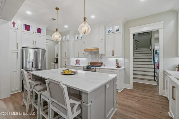 $749,900 | 16 Manatee, Hattiesburg, MS 39402