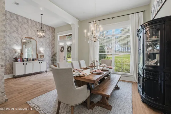 $749,900 | 16 Manatee, Hattiesburg, MS 39402