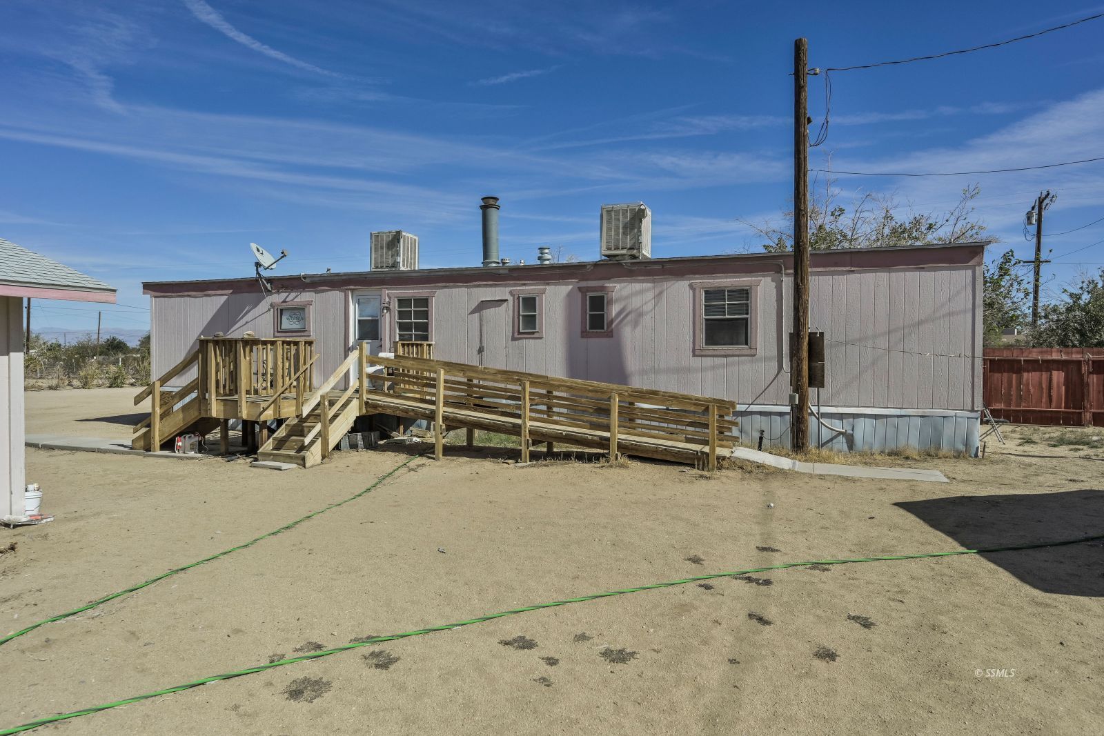 1421 Leroy Ridgecrest, CA 93555 - Photo 24 of 34