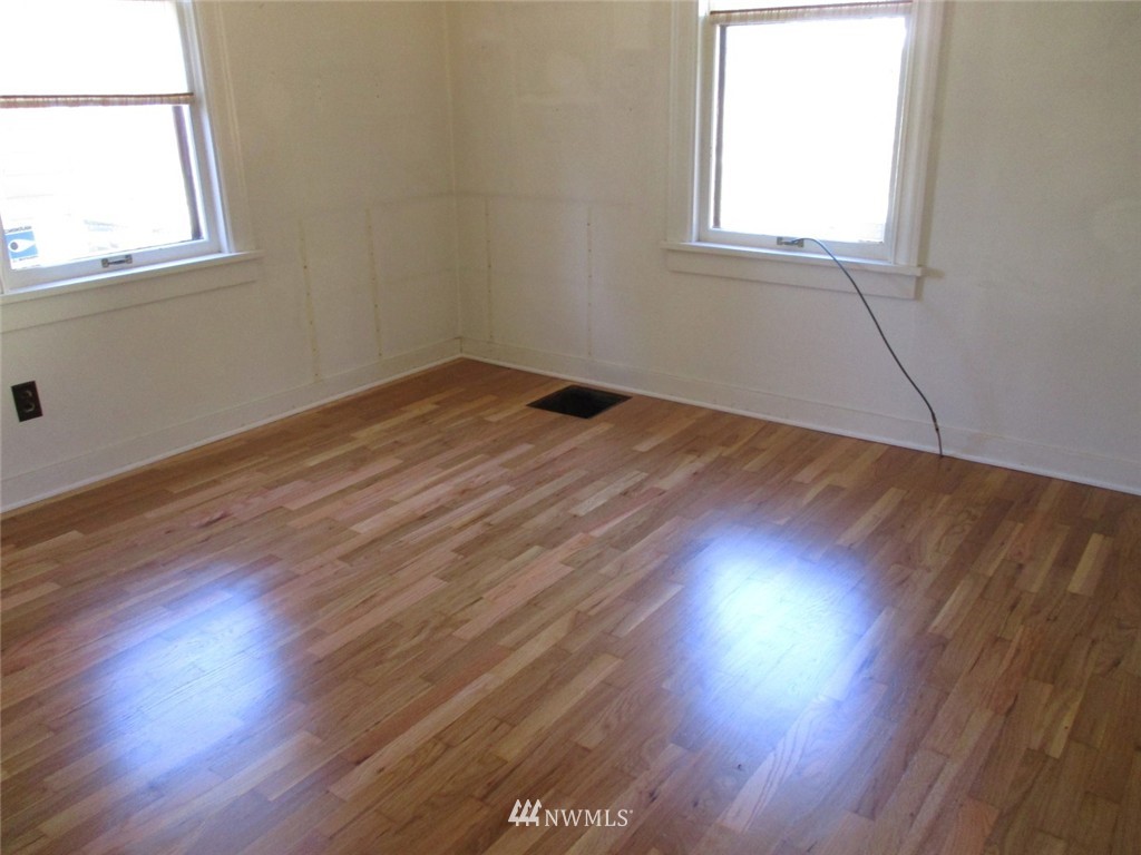 1818 Rucker Avenue Everett, WA 98201 - Photo 14 of 20