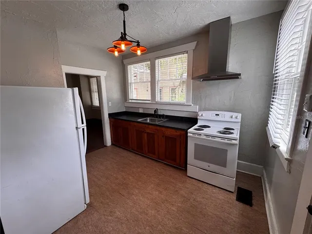 $1,550 | 210 West Wisconsin Avenue, Unit A, Deland, FL 32720