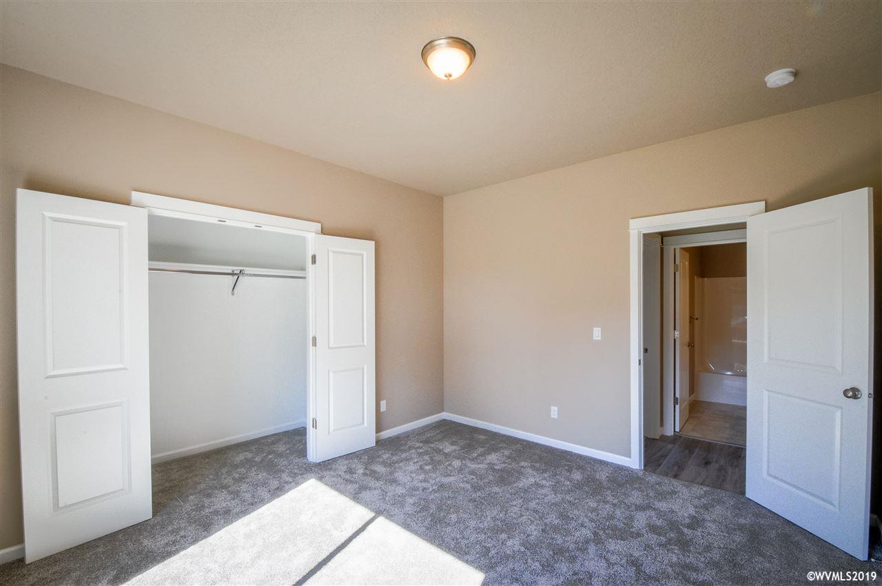 950 Southwest Bryson Street Dallas, OR 97338 - Photo 20 of 28 Gallery Image 20