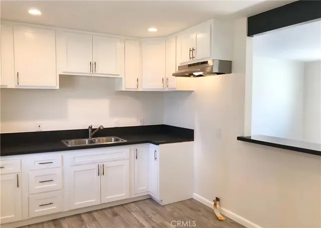 $749,000 | 352 West Peach Street, Compton, CA 90222