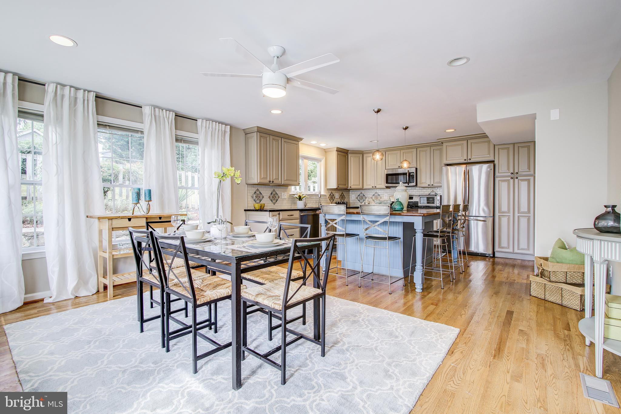 9909 Cherry Tree Lane Silver Spring, MD 20901 - Photo 17 of 45 Open, Tasteful, BRIGHT!