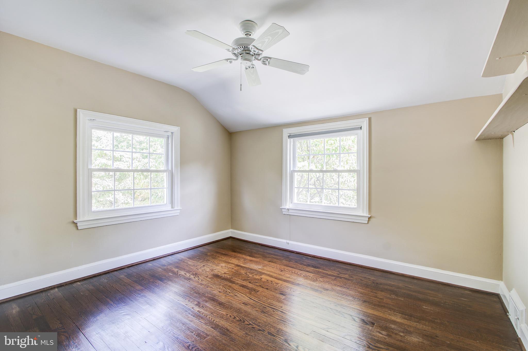 9909 Cherry Tree Lane Silver Spring, MD 20901 - Photo 27 of 45 Second Bedroom