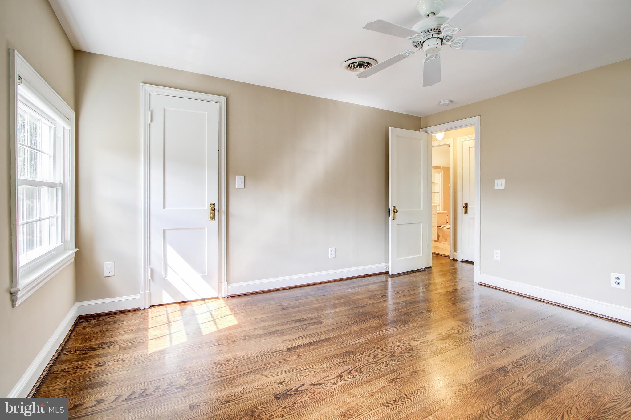 9909 Cherry Tree Lane Silver Spring, MD 20901 - Photo 31 of 45 All Bedrooms Good Size!