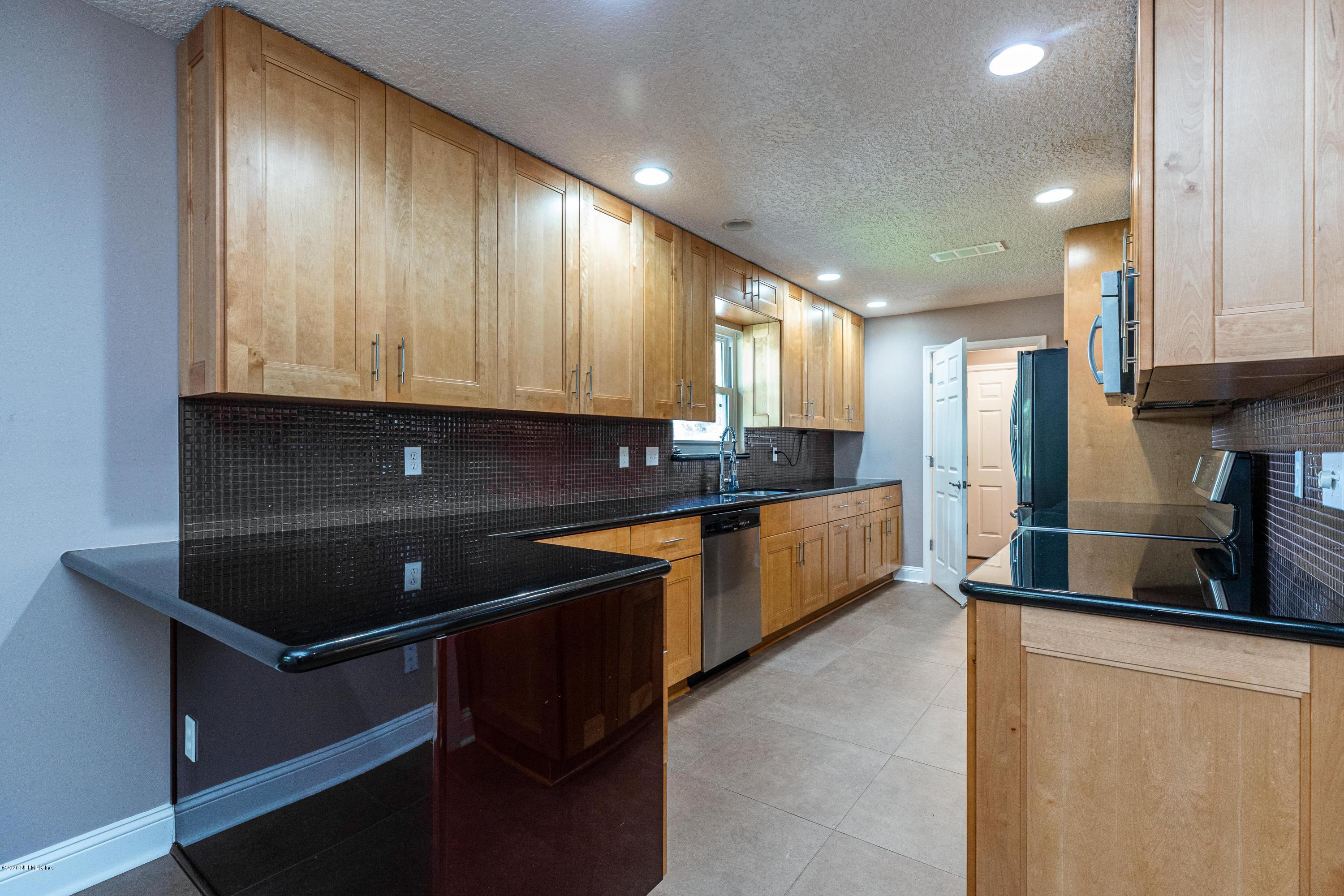4726 Pine Gate Road Fleming Island, FL 32003 - Photo 14 of 46 Kitchen 2