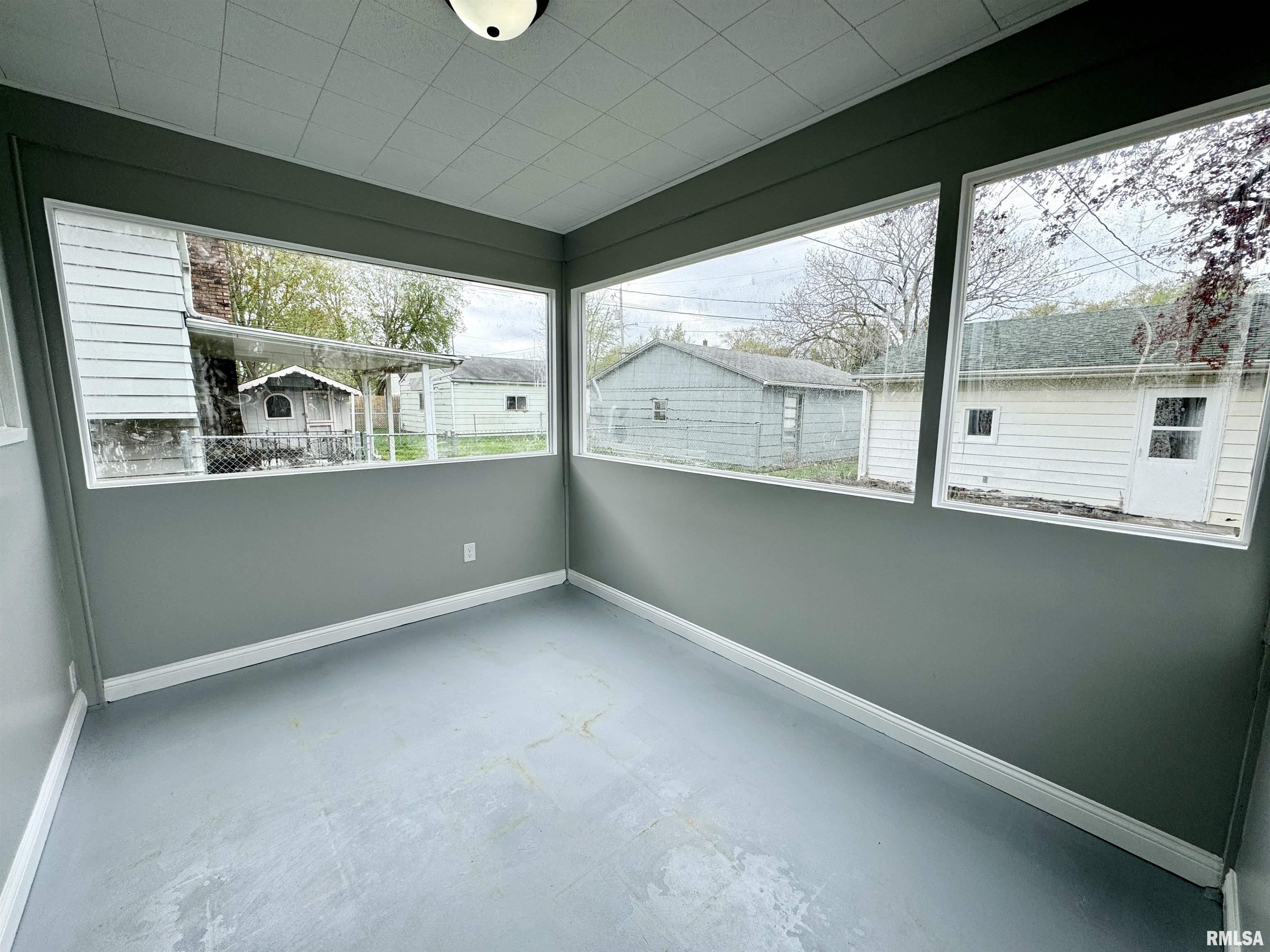 2315 5th Street Moline, IL 61265 - Photo 17 of 19