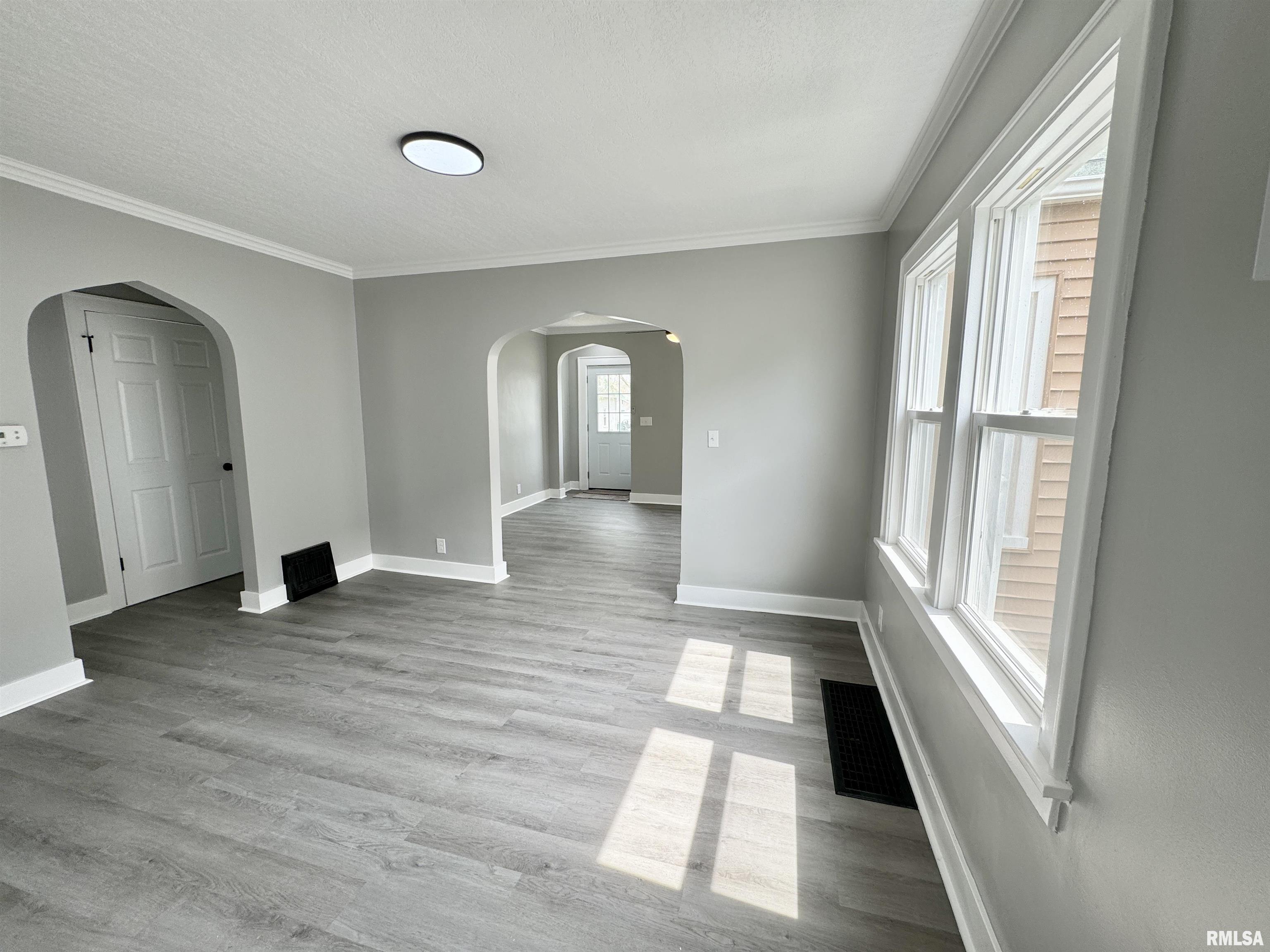 2315 5th Street Moline, IL 61265 - Photo 4 of 19