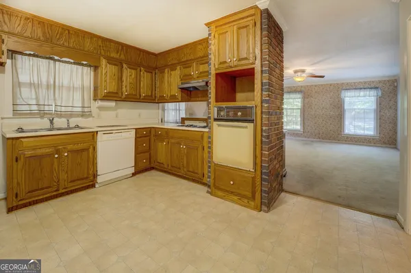 $749,900 | 660 Kirkus Drive Southeast, Conyers, GA 30094