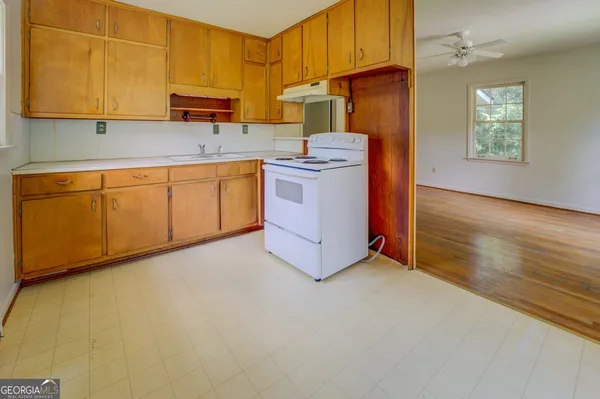 $749,900 | 660 Kirkus Drive Southeast, Conyers, GA 30094