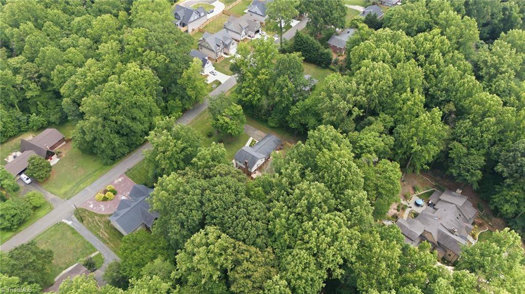 608 Alpine Road Winston-Salem, NC 27104 - Photo 4 of 41