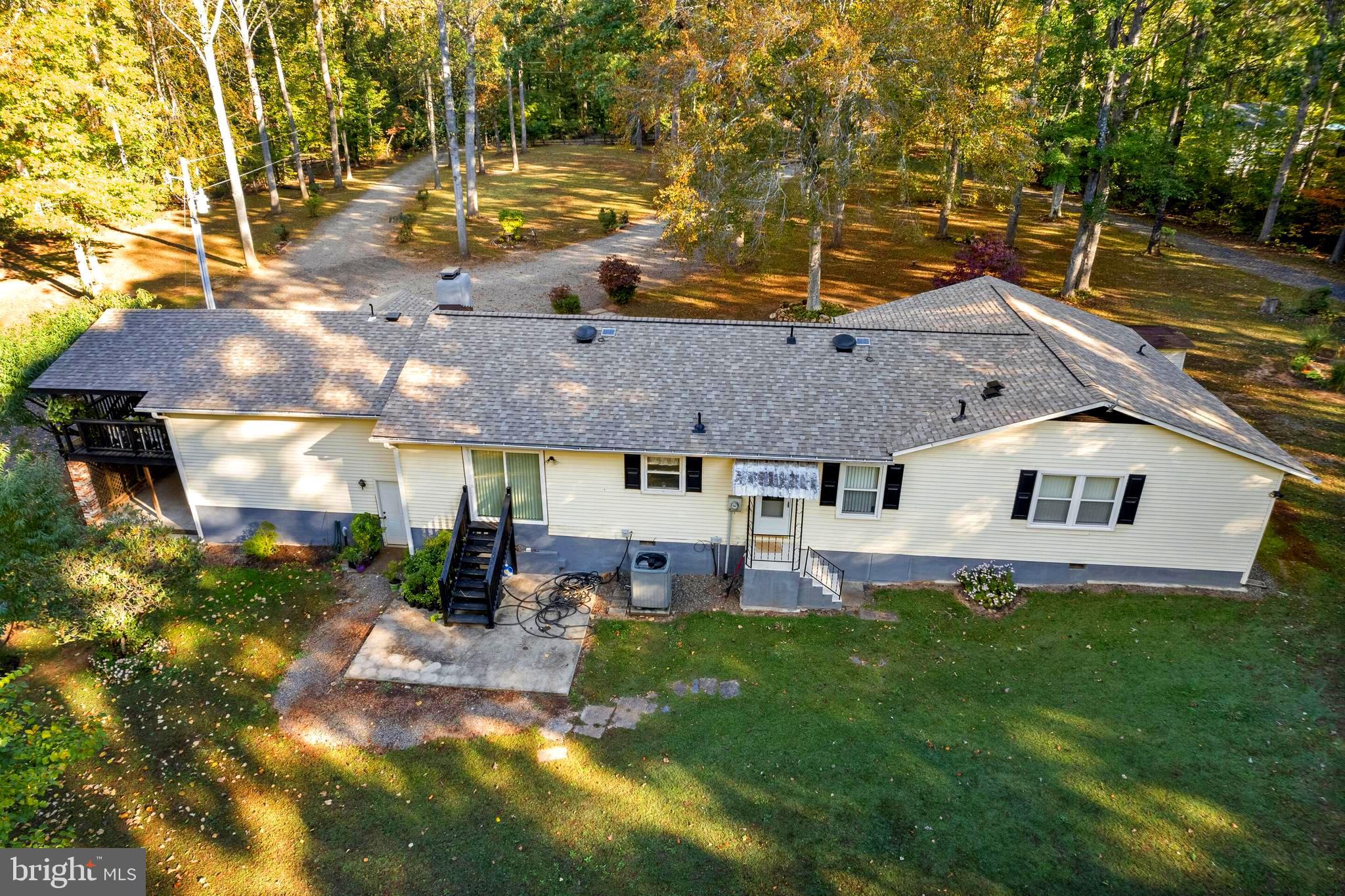 141 Meadows Road Fredericksburg, VA 22406 - Photo 4 of 95 Brand New Roof! October 2025