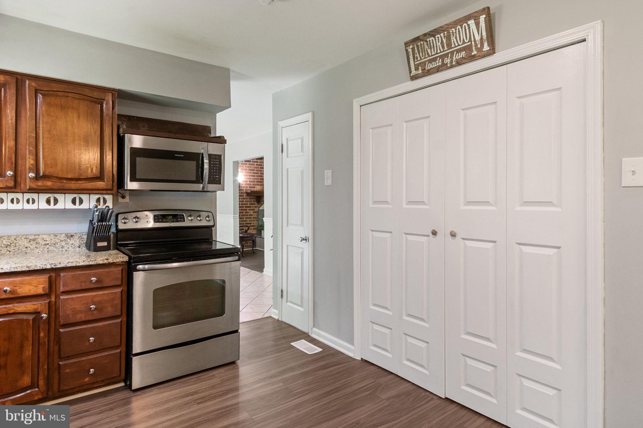 141 Meadows Road Fredericksburg, VA 22406 - Photo 41 of 95 Kitchen W/ Laundry Closet