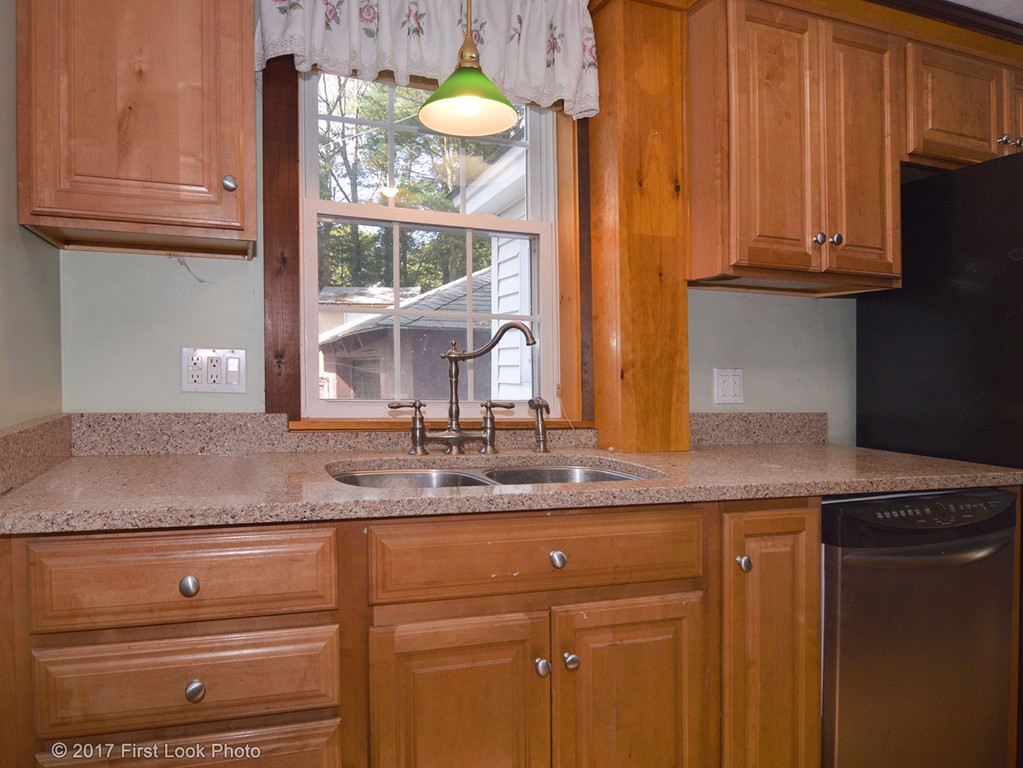84 Spring Street Foxboro, MA 02035 - Photo 11 of 30 Gallery Image 11