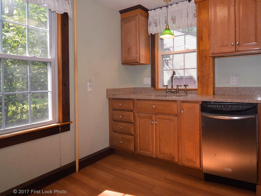 84 Spring Street Foxboro, MA 02035 - Photo 13 of 30 Gallery Image 13