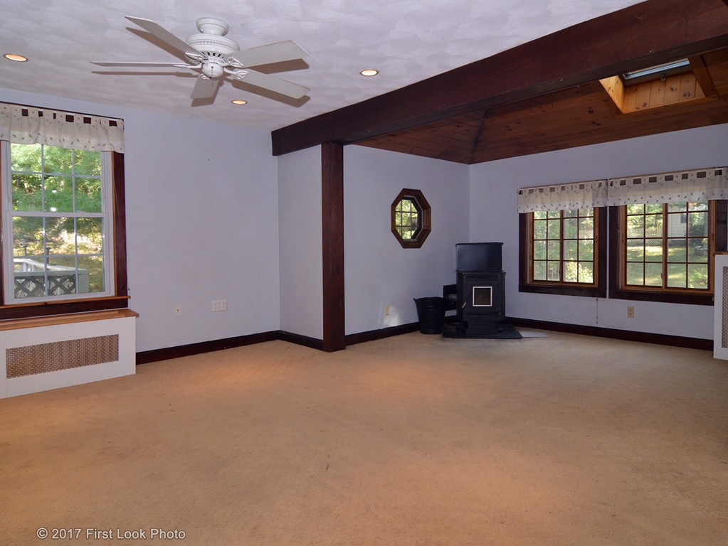 84 Spring Street Foxboro, MA 02035 - Photo 3 of 30 Gallery Image 3