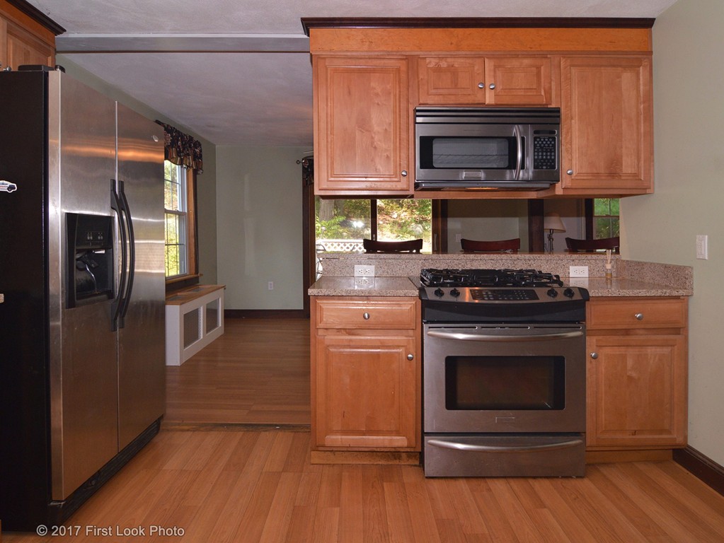 84 Spring Street Foxboro, MA 02035 - Photo 10 of 30 Gallery Image 10
