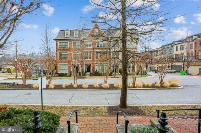 $1,550,000 | 10890 Symphony Park Drive, North Bethesda, MD 20852