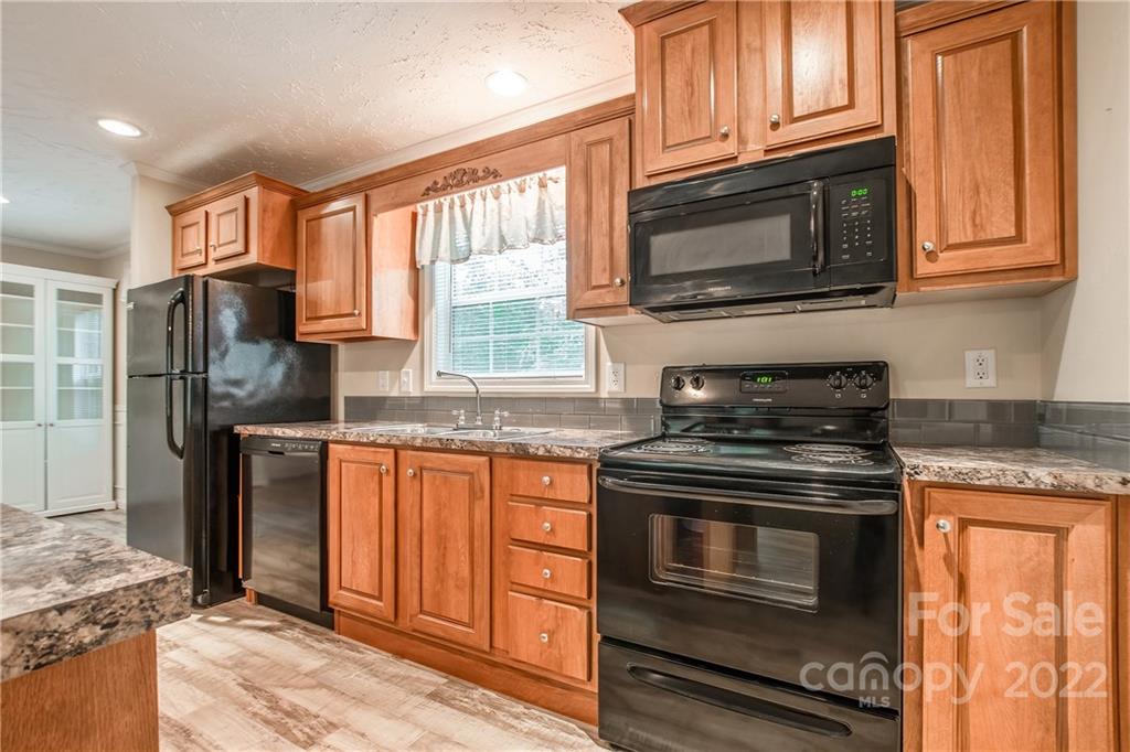 2100 Mission Road York, SC 29745 - Photo 8 of 26