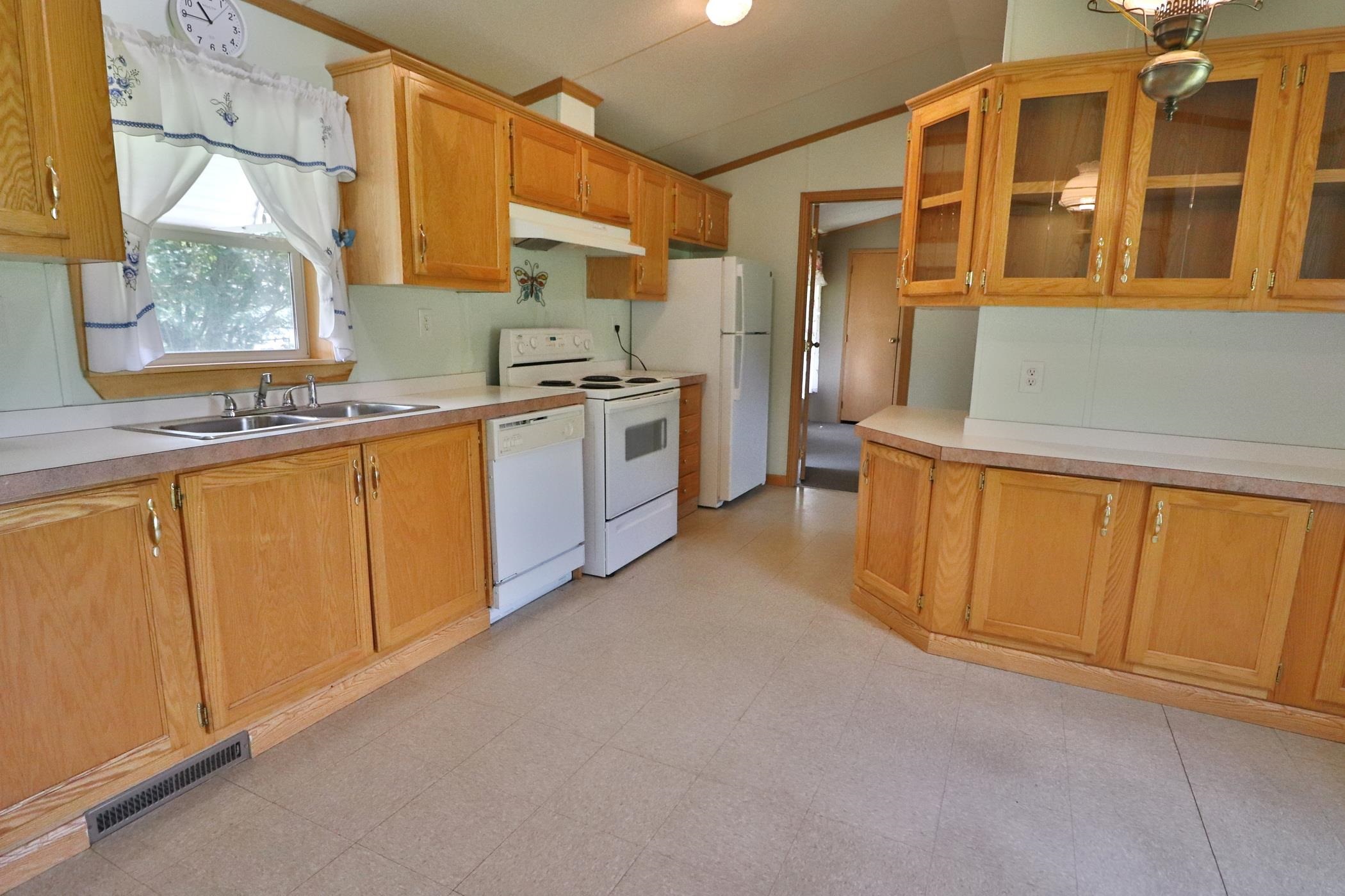 100 Monroe Road Bath, NH 03740 - Photo 6 of 24