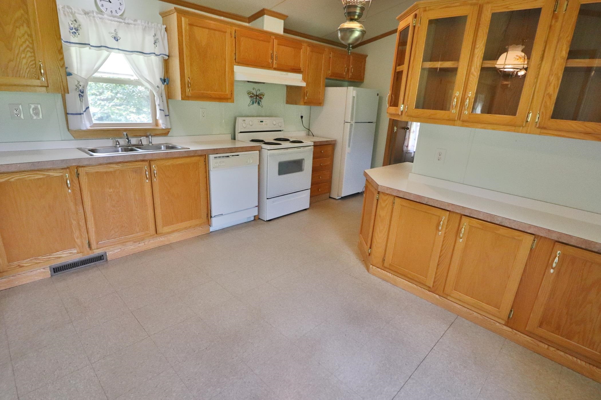100 Monroe Road Bath, NH 03740 - Photo 8 of 24