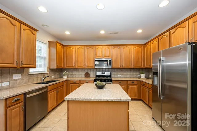 $769,000 | 5810 Cactus Valley Road, Charlotte, NC 28277