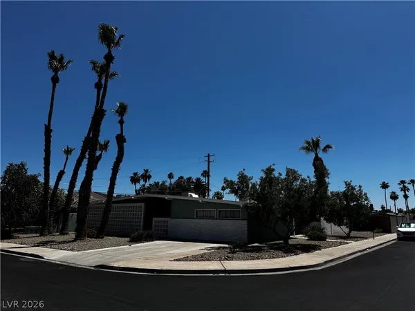 $2,500 | 544 East Canosa Avenue, Las Vegas, NV 89104