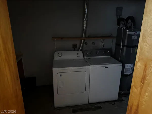 $2,700 | 544 East Canosa Avenue, Las Vegas, NV 89104