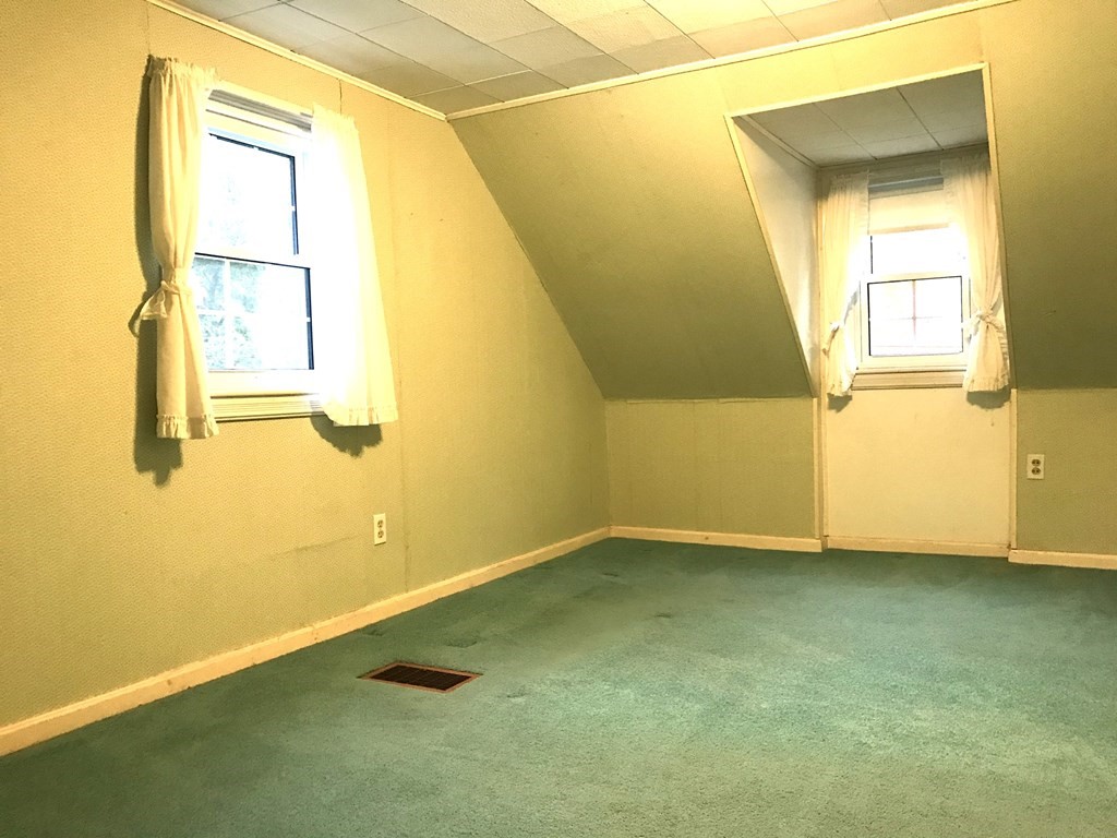 66 Burnside Terrace Springfield, MA 01118 - Photo 20 of 29 an empty room with a window