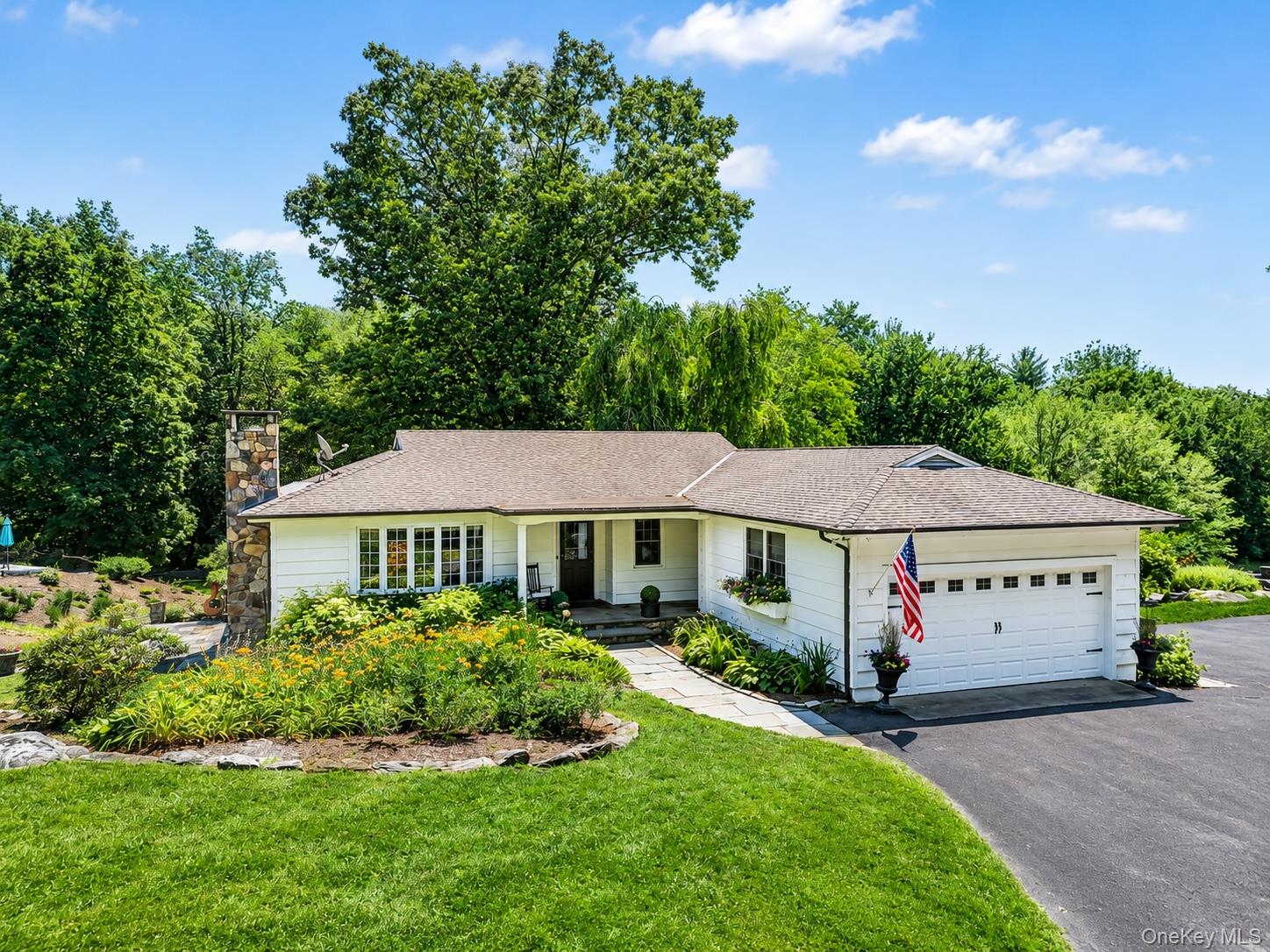 10 Apple Tree Lane Pound Ridge, NY 10576 - Photo 1 of 49