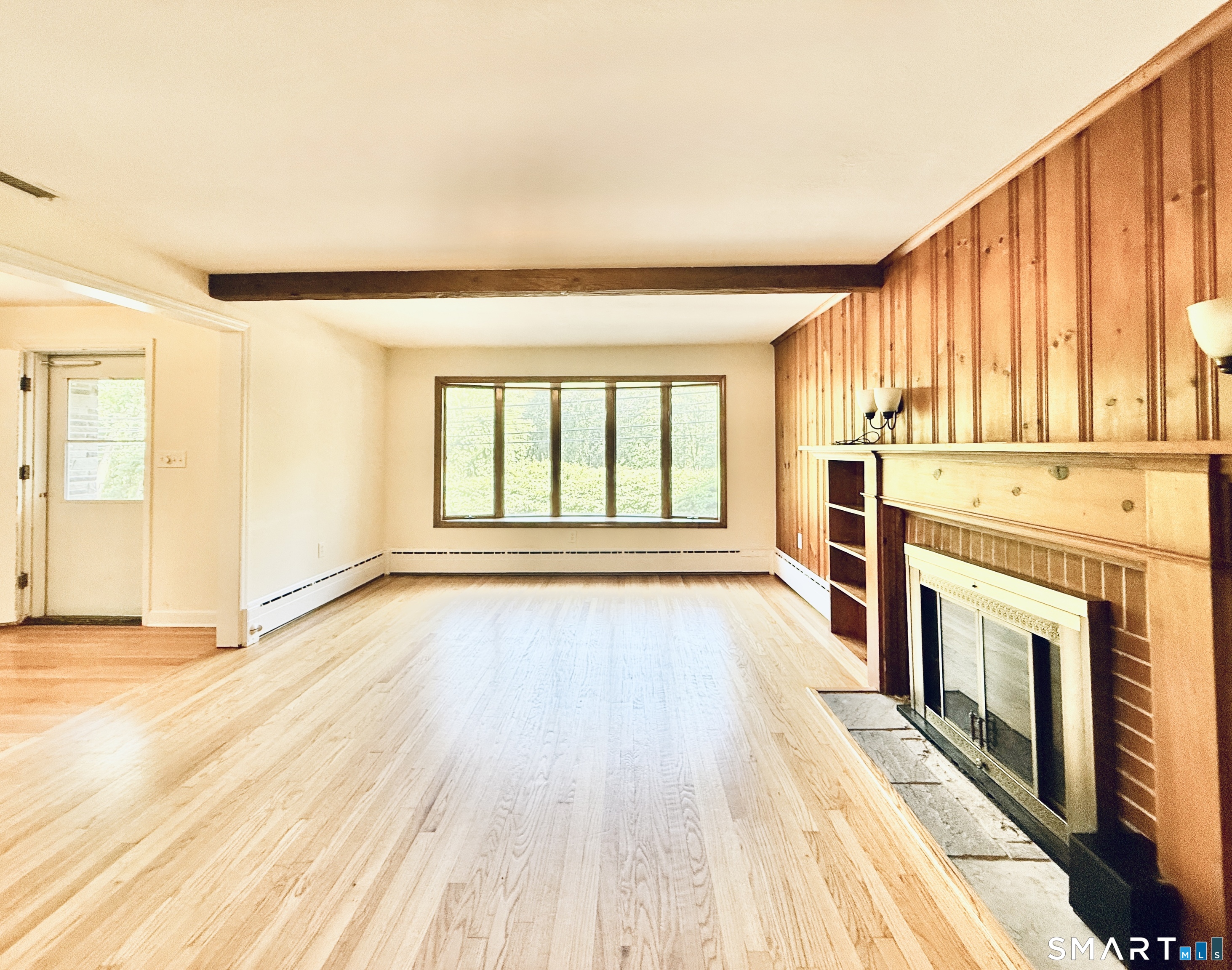 2326 Old Town Road Bridgeport, CT 06606 - Photo 8 of 33