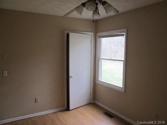 84 Chambers View Drive Clyde, NC 28721 - Photo 7 of 23