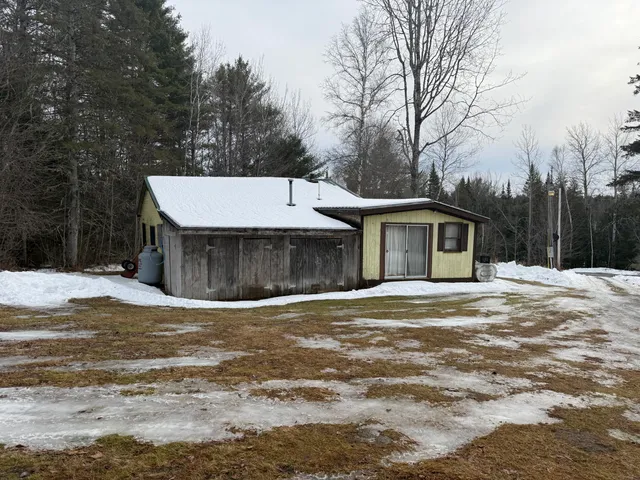 $49,900 | 12 Old Winn Road, Winn, ME 04495