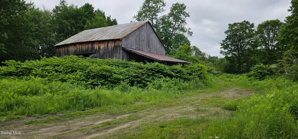 $125,000 | 150 County Road 112, Gloversville, NY 12078