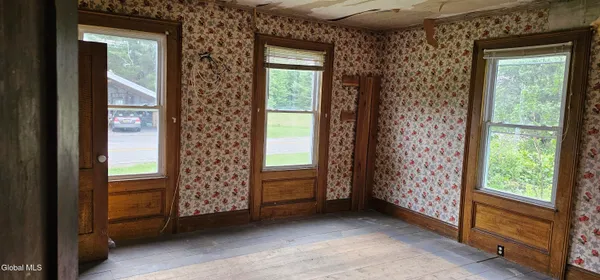 $125,000 | 150 County Road 112, Gloversville, NY 12078