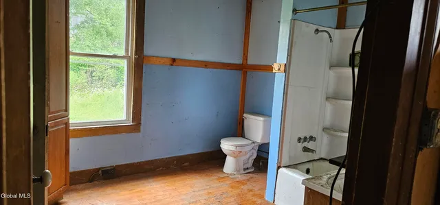 $125,000 | 150 County Road 112, Gloversville, NY 12078