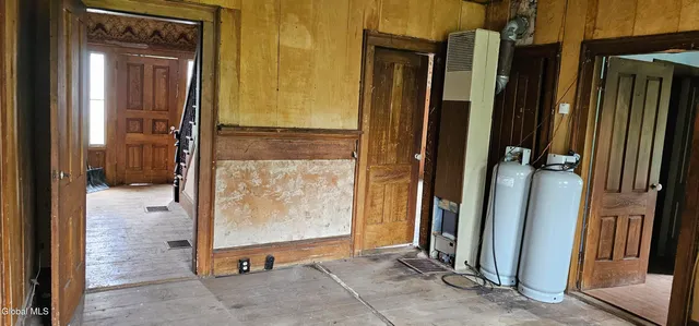 $125,000 | 150 County Road 112, Gloversville, NY 12078