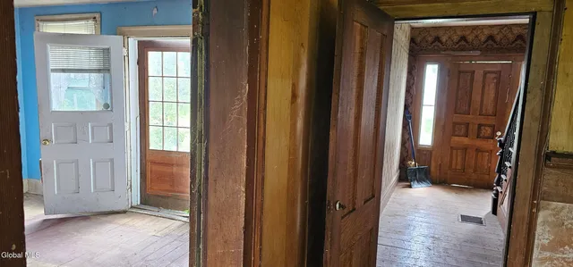 $125,000 | 150 County Road 112, Gloversville, NY 12078