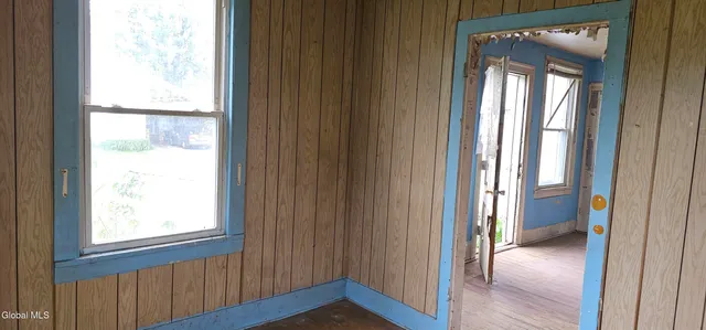 $125,000 | 150 County Road 112, Gloversville, NY 12078