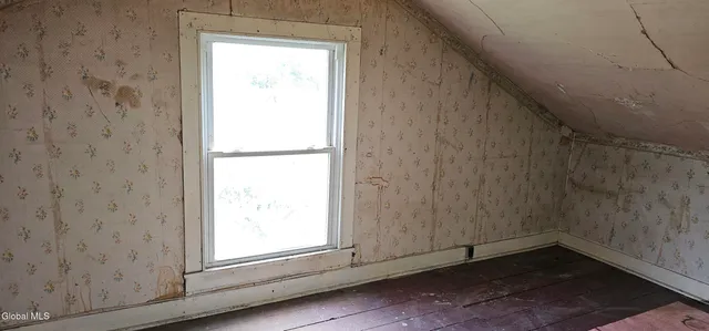 $125,000 | 150 County Road 112, Gloversville, NY 12078